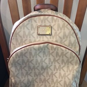 Large Michael Kors Vanilla logo backpack